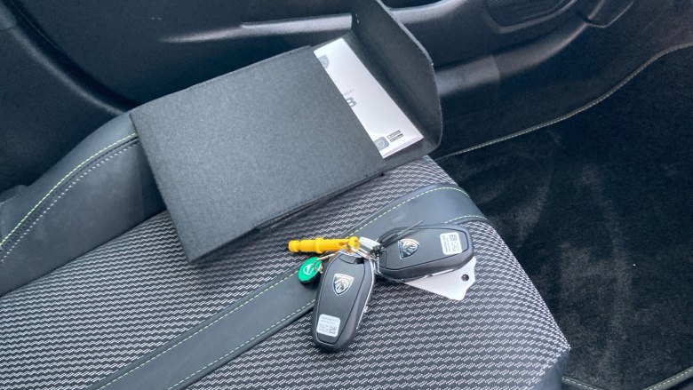 Peugeot 208 1.2 PureTech 100 GT 5dr Petrol Hatchback